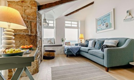 2 Bed in St. Ives 3