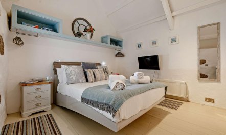 2 Bed in St. Ives 9