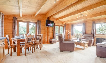 3 Bed in Llanddulas 2