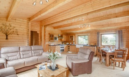 3 Bed in Llanddulas 3