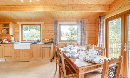 3 Bed in Llanddulas 5