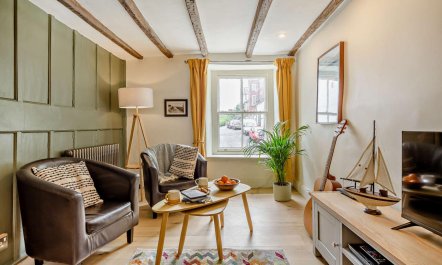 2 Bed in Ilfracombe 1