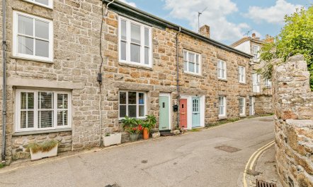 2 Bed in Mousehole