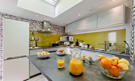 2 Bed in Mousehole 7