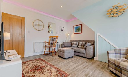 2 Bed in Mousehole 2