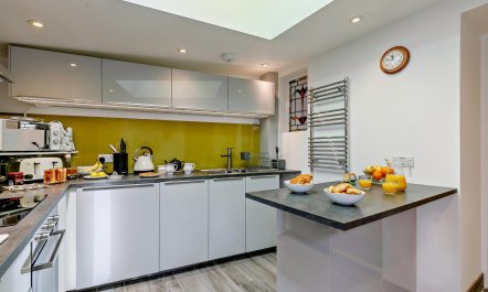 2 Bed in Mousehole 6