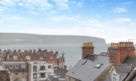 4 Bed in Swanage 9