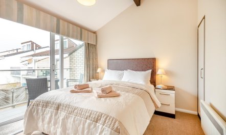 2 Bed in Christchurch 6