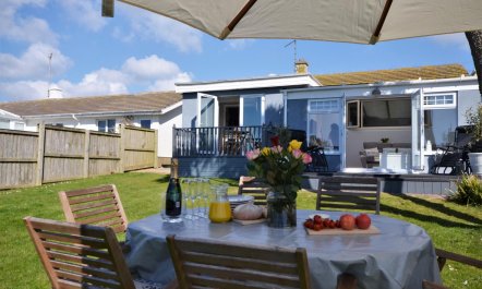 3 Bed in Hope Cove 3