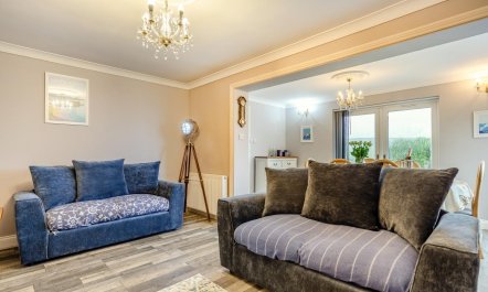 3 Bed in Hope Cove 7