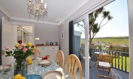 3 Bed in Hope Cove 8