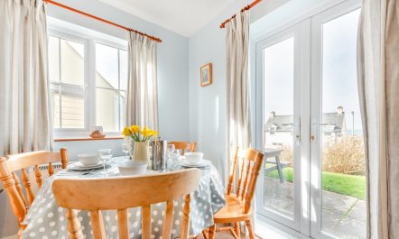 3 Bed in Broad Haven 4