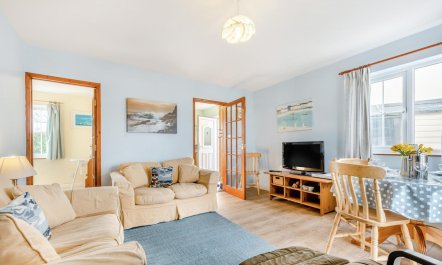 3 Bed in Broad Haven 2