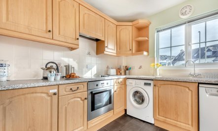 3 Bed in Broad Haven 7