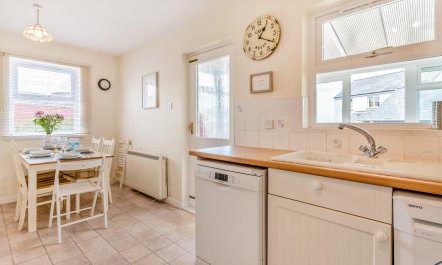 3 Bed in Broad Haven 7