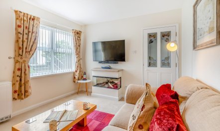 3 Bed in Broad Haven 4