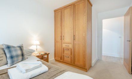 2 Bed in Bournemouth 8