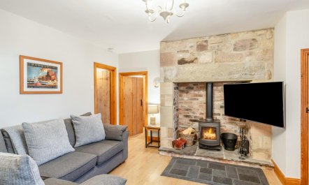 3 Bed in North Sunderland 2