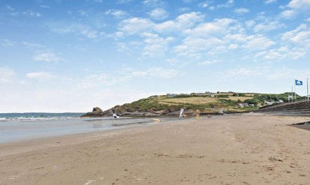 3 Bed in Broad Haven 1