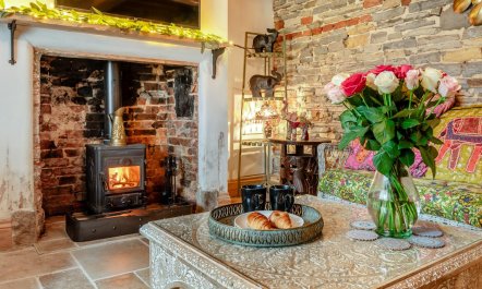 4 Bed in Long Bennington 5