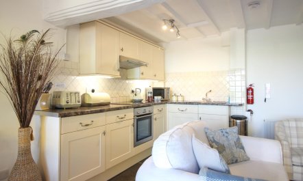 2 Bed in St. Gennys 6