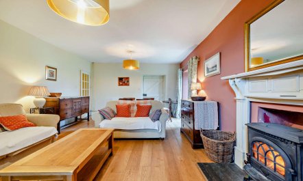 5 Bed in Dre-Fach Felindre 3