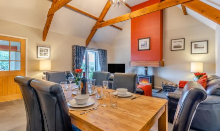 2 Bed in Reynoldston 5