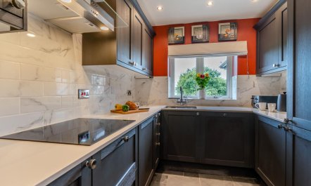 2 Bed in Reynoldston 7