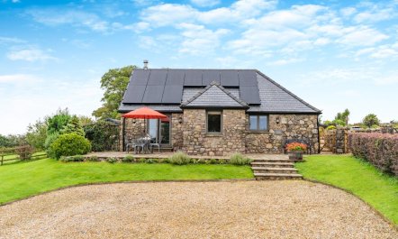 2 Bed in Reynoldston