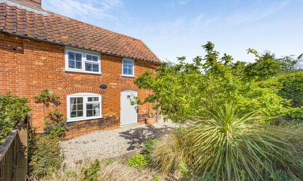2 Bed in Snape