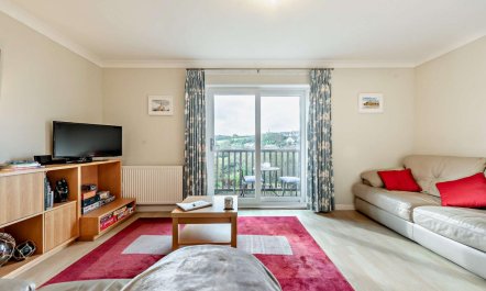 4 Bed in Broad Haven 2