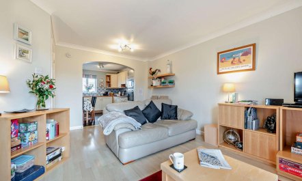 4 Bed in Broad Haven 3