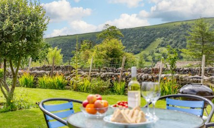 2 Bed in Starbotton 1