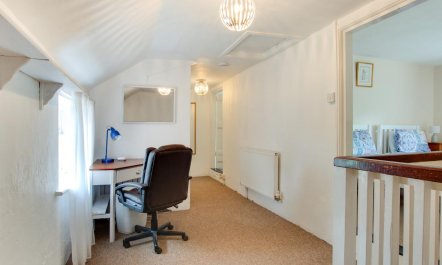 2 Bed in Dennington 9