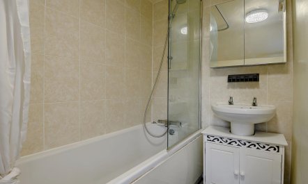 2 Bed in Dennington 8