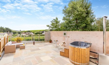 1 Bed in Fairy Cross 1