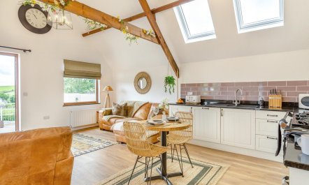 1 Bed in Fairy Cross 6