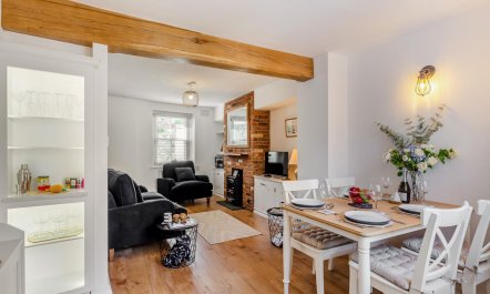 2 Bed in Appledore 1