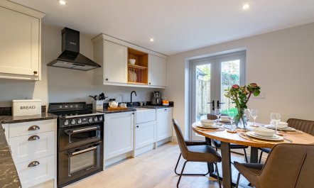 2 Bed in Bramfield 2