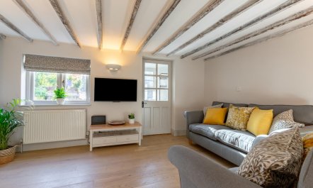 2 Bed in Bramfield 1