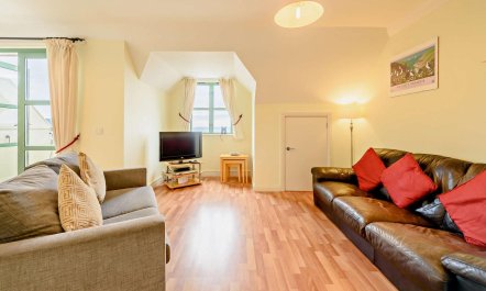 2 Bed in Broad Haven 3