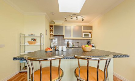 2 Bed in Broad Haven 7