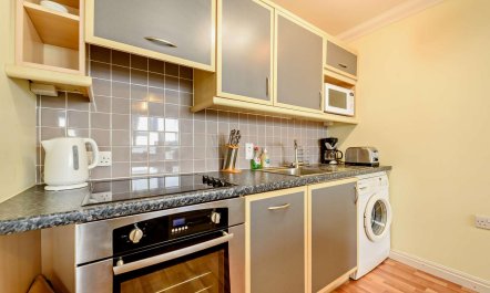 2 Bed in Broad Haven 9