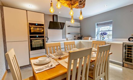 3 Bed in Port Eynon 4