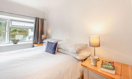 3 Bed in Little Haven 9