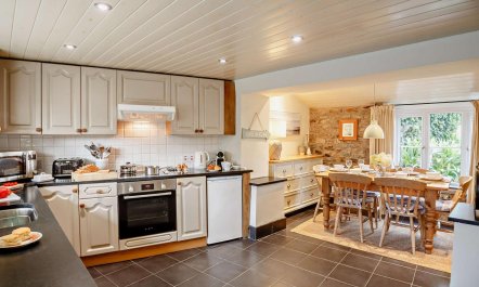 3 Bed in Llanengan 2