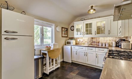 3 Bed in Sedge Fen 2