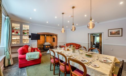 4 Bed in Chilsworthy 3