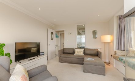 2 Bed in Whitstable 4