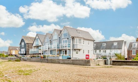 2 Bed in Whitstable 1